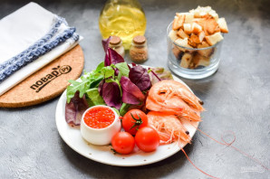 Салат с красной икрой