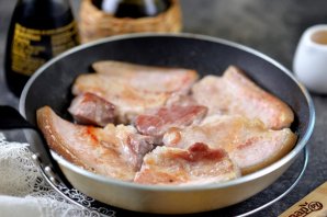 Сало по-китайски в соевом соусе Сало по-китайски в соевом соусе