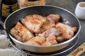 Сало по-китайски в соевом соусе Сало по-китайски в соевом соусе