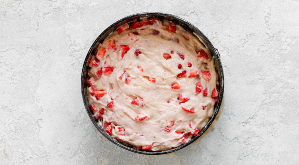 Шарлотка с клубникой, пошаговый рецепт с фото Шарлотка с клубникой, пошаговый рецепт с фото