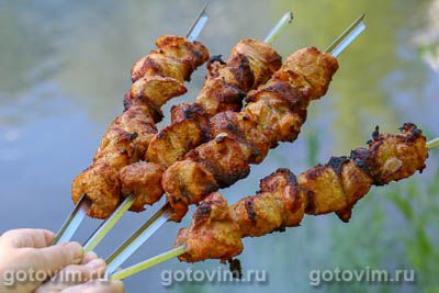 Шашлык из свинины в маринаде из лимона с паприкой