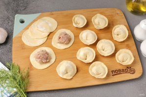 Сибирские пельмени с чесноком