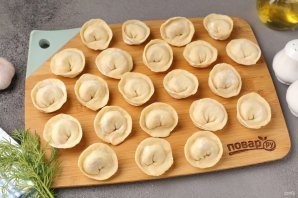 Сибирские пельмени с чесноком