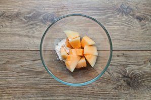 Смузи из арбуза и дыни