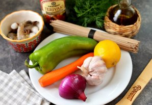 Соба с креветками и соусом "Терияки"