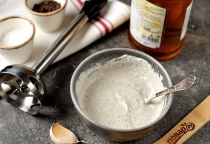 Соус "Цезарь" с анчоусами Соус "Цезарь" с анчоусами