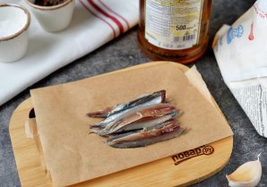 Соус "Цезарь" с анчоусами Соус "Цезарь" с анчоусами