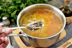 Суп из сушеного снетка