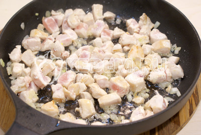 Суп с курицей и макаронами