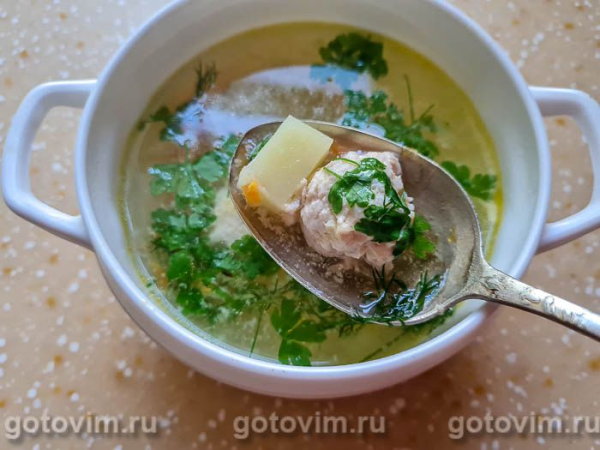 Суп с куриными фрикадельками Суп с куриными фрикадельками