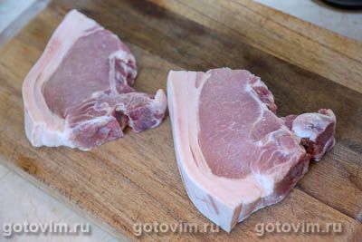 Свинина, запеченная в пакете с картофелем, капустой и грибами Свинина, запеченная в пакете с картофелем, капустой и грибами