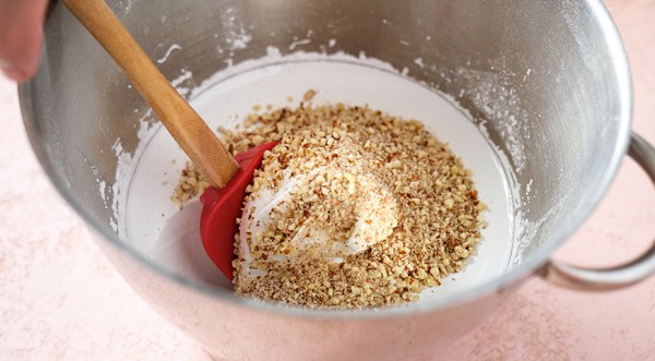 Вкусные сладкие булочки с вишней, пошаговый рецепт с фото