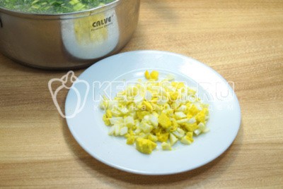 Зеленый борщ с щавелем и ревенем Зеленый борщ с щавелем и ревенем