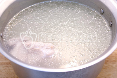 Зелёный борщ с щавелем и черемшой Зелёный борщ с щавелем и черемшой