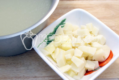 Зелёный борщ с щавелем и черемшой Зелёный борщ с щавелем и черемшой