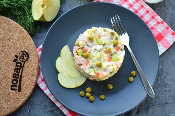 10 рецептов салата Оливье, в том числе для веганов        