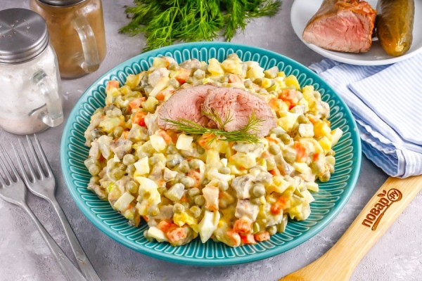 10 рецептов салата Оливье, в том числе для веганов        