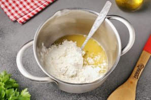 Бездрожжевое тесто с яйцами для лепёшек Бездрожжевое тесто с яйцами для лепёшек