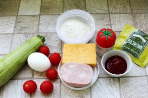 Диетическая пицца из кабачков