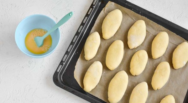 Дрожжевые пирожки с джемом, пошаговый рецепт с фото Дрожжевые пирожки с джемом, пошаговый рецепт с фото