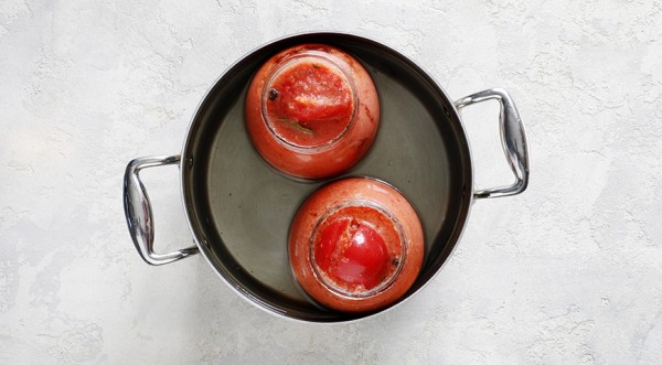 Фаршированные помидоры в томатном соке, пошаговый рецепт с фото