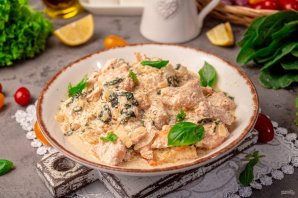 Форель запеченная со шпинатом Форель запеченная со шпинатом