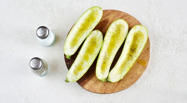 Кабачки в духовке с помидорами и сыром, пошаговый рецепт с фото Кабачки в духовке с помидорами и сыром, пошаговый рецепт с фото