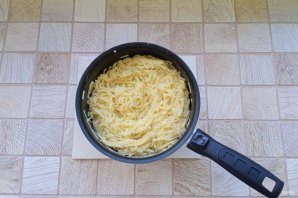 Кисло-сладкая лапша со свининой и овощами