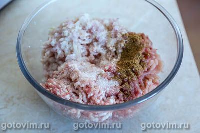 Котлеты из свинины с курицей в духовке