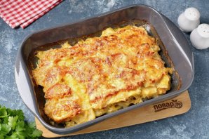 Куриные бёдра с картофелем по-французски