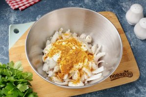 Куриные бёдра с картофелем по-французски