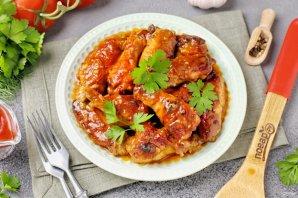Куриные крылышки в томатно-соевом маринаде Куриные крылышки в томатно-соевом маринаде