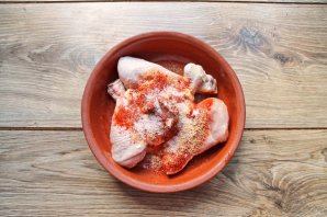 Куриные ножки в сметане и французской горчице