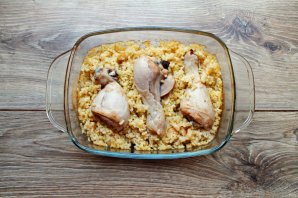 Куриные ножки запеченные с булгуром в духовке
