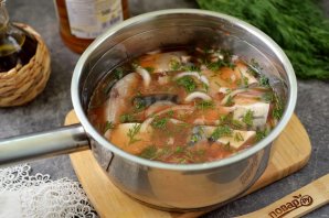 Маринованная скумбрия с луком и томатной пастой Маринованная скумбрия с луком и томатной пастой