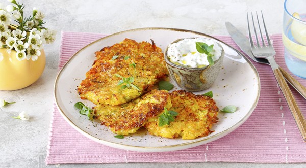 Оладьи из кабачков с морковью и сыром, пошаговый рецепт с фото Оладьи из кабачков с морковью и сыром, пошаговый рецепт с фото