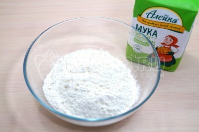 Открытый пирог с помидорами и сыром Открытый пирог с помидорами и сыром