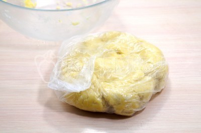 Открытый пирог с помидорами и сыром Открытый пирог с помидорами и сыром