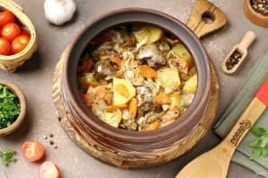 Печень с картофелем в горшочке