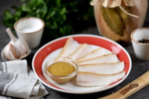 Сало соленое в рассоле по-деревенски Сало соленое в рассоле по-деревенски