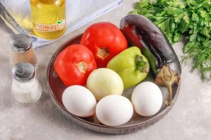 Шакшука с баклажанами и лимонной цедрой