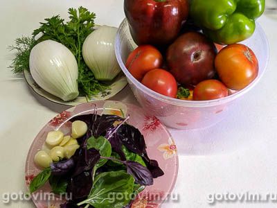Соус из помидоров, перца с базиликом на зиму