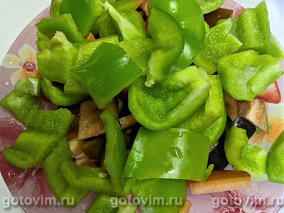 Соус из помидоров, перца с базиликом на зиму