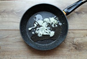 Вермишель быстрого приготовления с болгарским перцем и луком