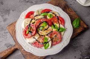 Закуска с сыром Моцарелла Закуска с сыром Моцарелла