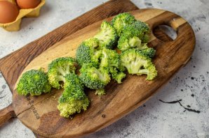 Запеканка с форелью и брокколи Запеканка с форелью и брокколи