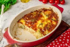 Запеканка с форелью и брокколи Запеканка с форелью и брокколи