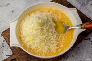 Запеканка с форелью и брокколи