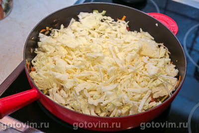 Жареная капуста с лисичками сладким перцем 