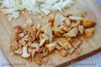 Жареная капуста с лисичками сладким перцем 